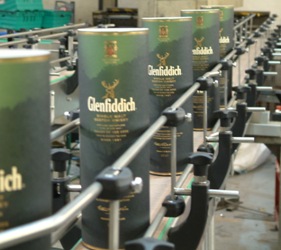 Whisky Conveyor Line in Slat Chain